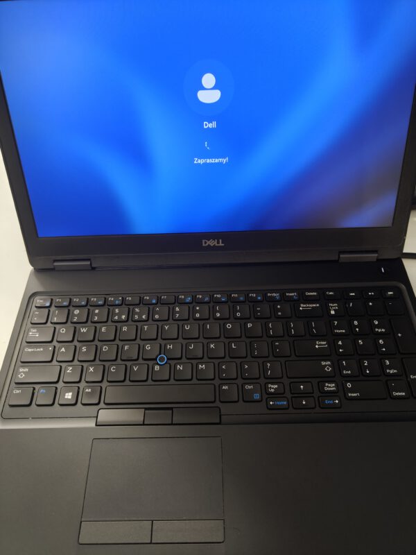 Laptop Dell Latitude 5590