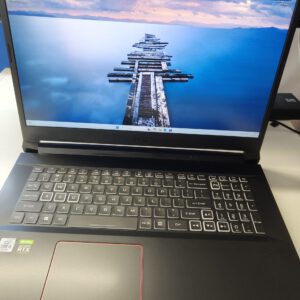 Laptop Acer Nitro 5 AN517-52-74G2