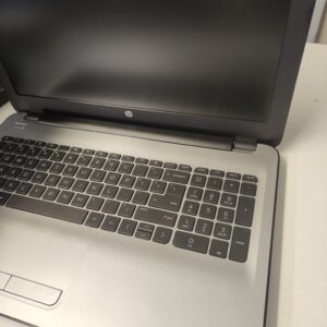 Laptop HP 255 G5 AMD