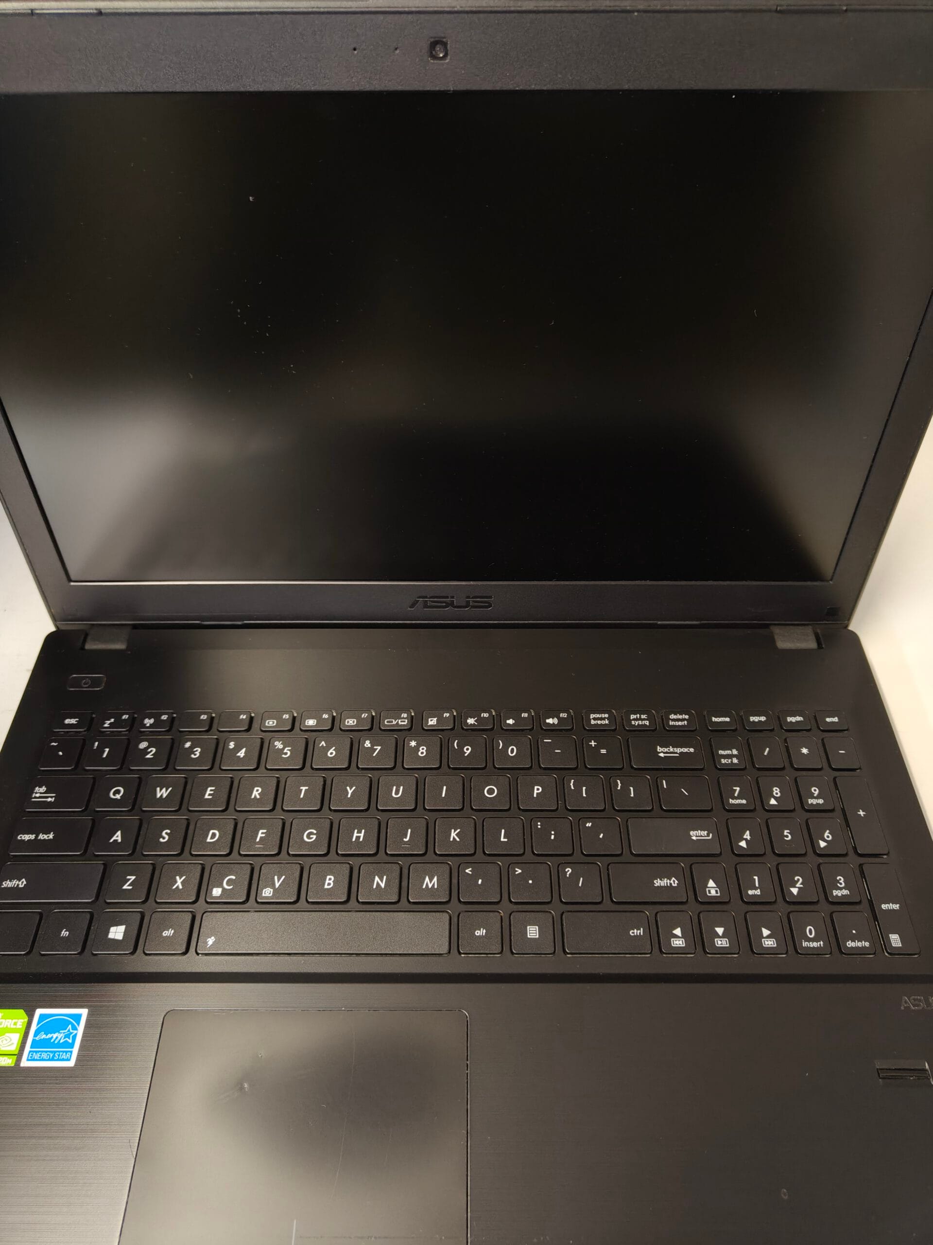 Laptop Asus Pro P2520L