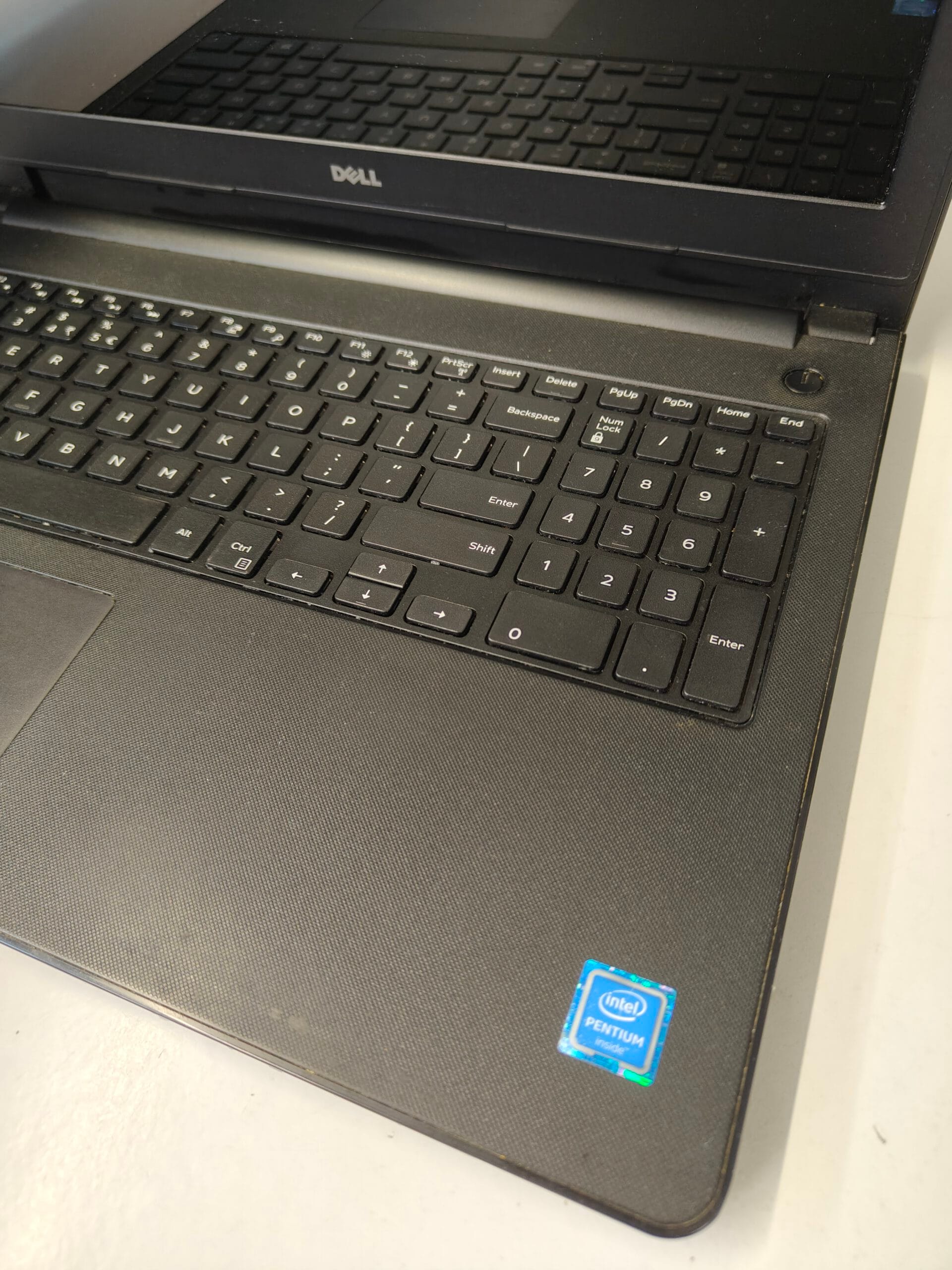 Laptop Dell Inspiron 15 3552 - obrazek 2